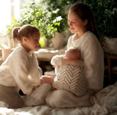 Coussin-dallaitement-chevron-mama-chatain-bb-joyeux